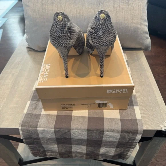 Michael Kors Snakeskin Heels - Black and Gray - Picture 4 of 9